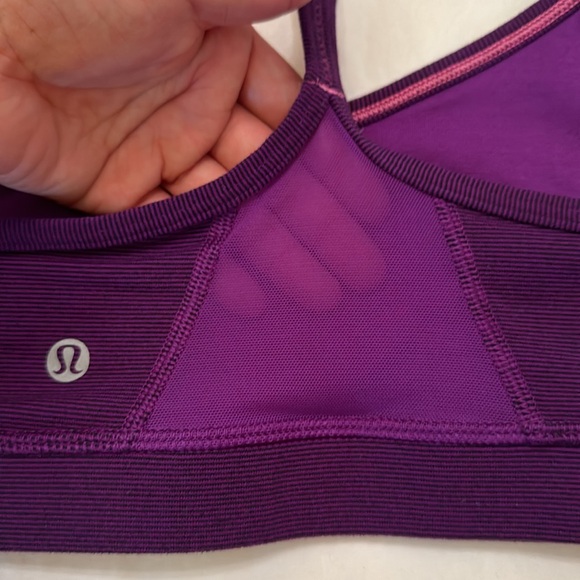 Lululemon - Flow Y Bra - 8 - Picture 3 of 5